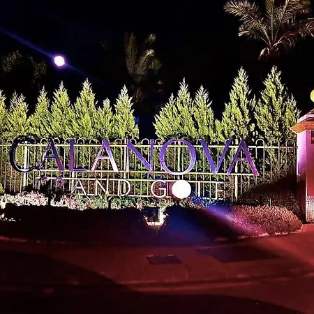 Kirsi Calanova Golf Apartment